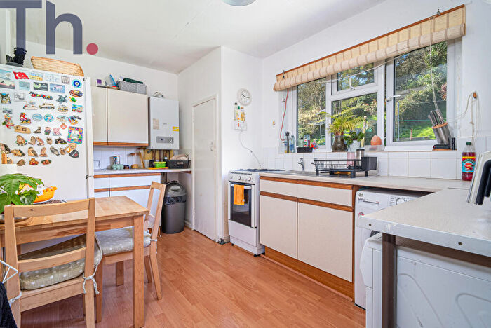 2 Bedroom Maisonette For Sale In Ventnor, Isle Of Wight, PO38