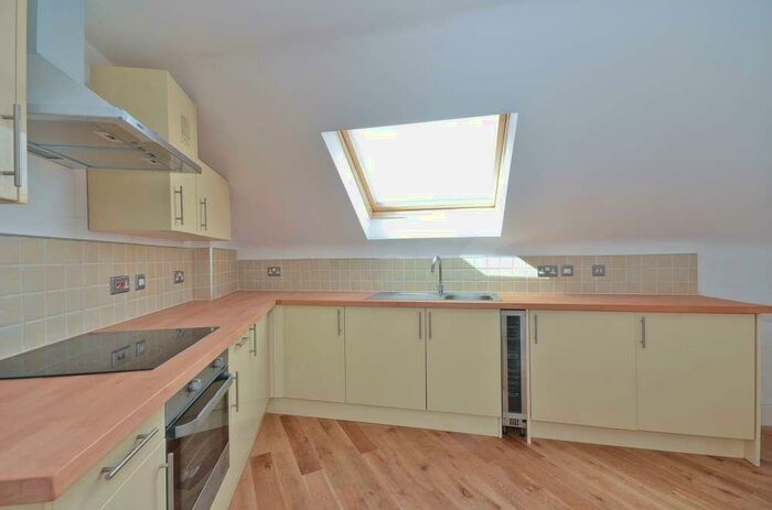 1 Bedroom Apartment To Rent In Stillness Road, SE23