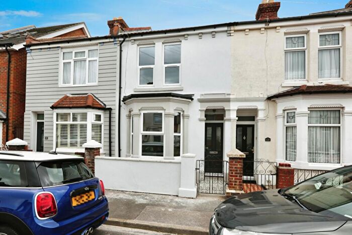 2 Bedroom House To Rent In Woodstock Road, Gosport, PO12