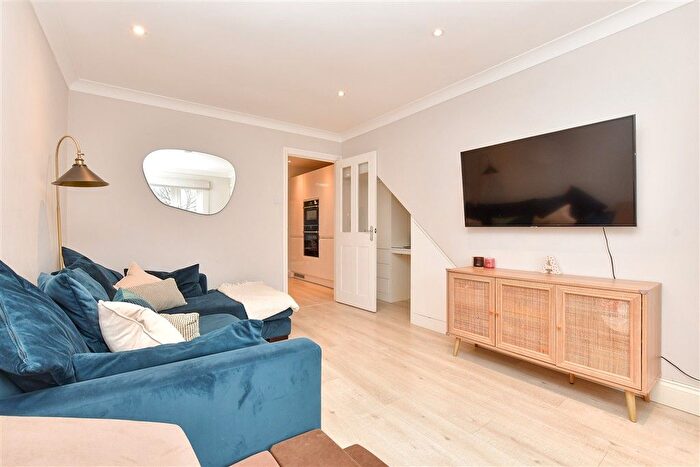 2 Bedroom Semi-Detached House For Sale In Copperfields, Fetcham, Surrey, KT22