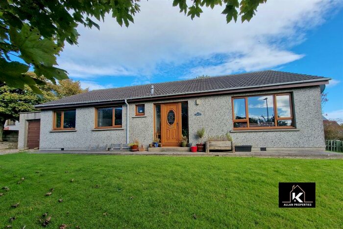 3 Bedroom Property For Sale In Papdale Close, Kikrwall, KW15