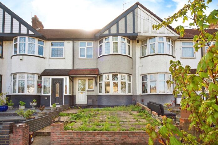 3 Bedroom Terraced House For Sale In Waltham Way, London, London, E4
