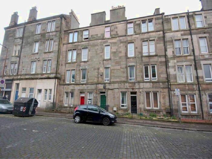 2 Bedroom Flat To Rent In Springwell Place, Dalry, Edinburgh, EH11