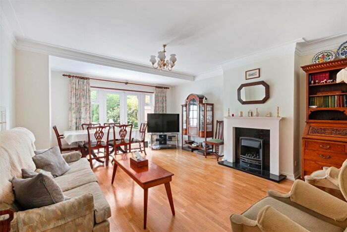 4 Bedroom Semi-Detached House For Sale In Beverley Way, West Wimbledon, SW20