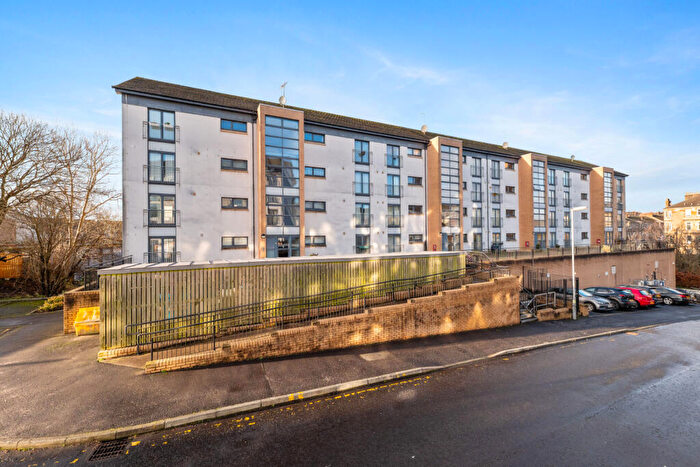 2 Bedroom Flat For Sale In /, White Cart Court, Shawlands, G43