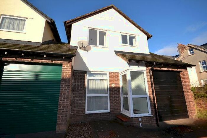 3 Bedroom Semi-Detached House To Rent In St James Close, St James, Exeter, EX4