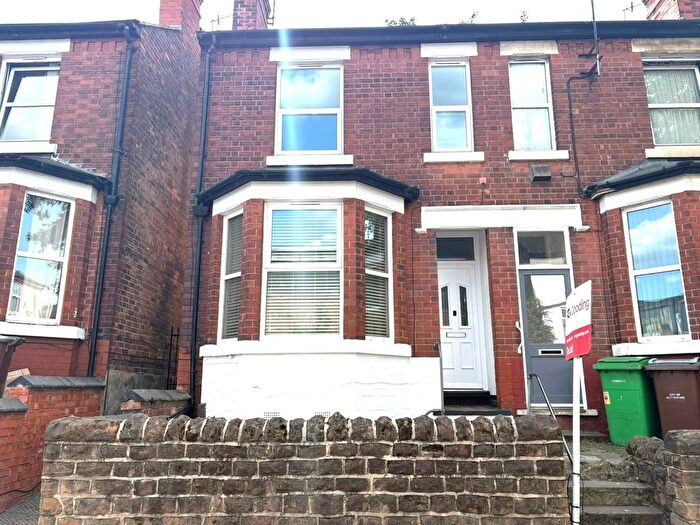 3 Bedroom Terraced House To Rent In Ilkeston Road, Nottingham, Nottinghamshire, NG7