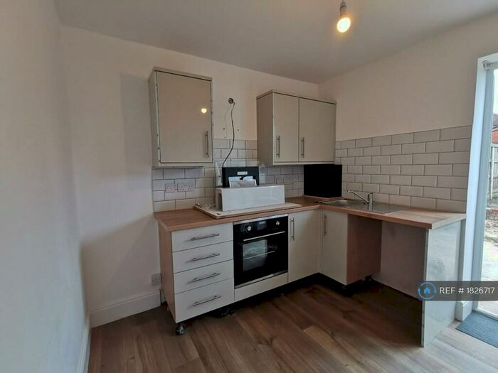 3 Bedroom Terraced House To Rent In June Avenue, Blackpool, FY4