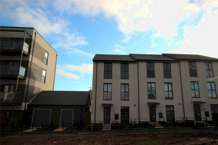 4 Bedroom Property To Rent In Clover Way, Stoke Gifford, Bristol BS34