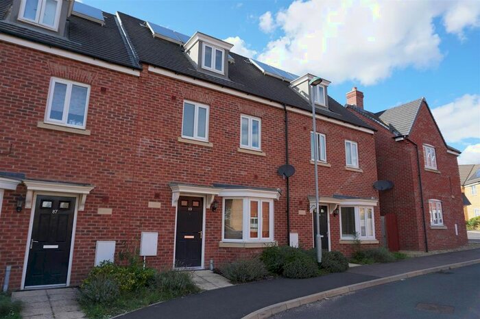 4 Bedroom Terraced House To Rent In Hillfield Road, Oundle, Peterborough, PE8