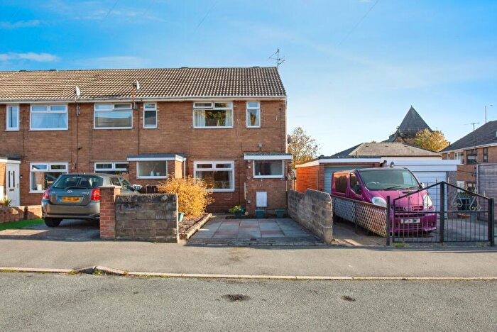 3 Bedroom End Of Terrace House For Sale In Newman Close, Sheffield, South Yorkshire, S9