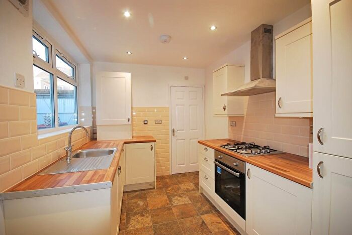 2 Bedroom Flat To Rent In Hotspur Street, Heaton, NE6