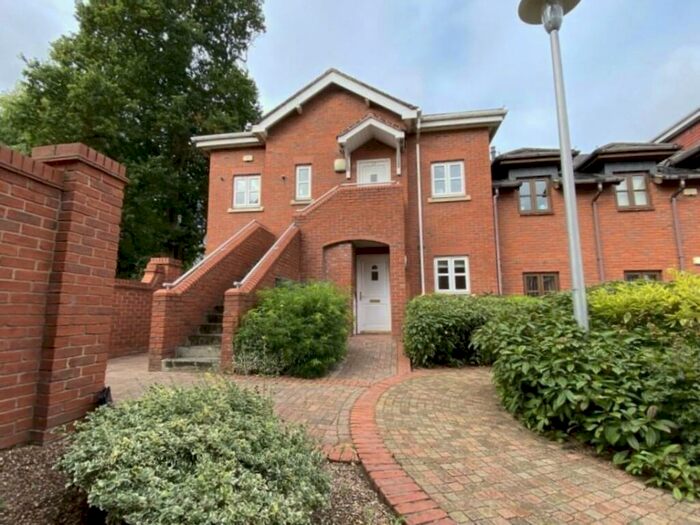 2 Bedroom Apartment To Rent In Old Hall Gardens, Monkspath, Solihull, B90