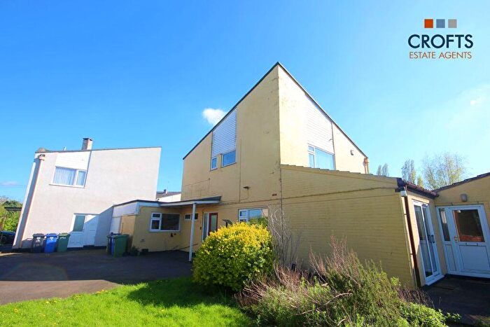 4 Bedroom Link Detached House For Sale In Laurels Close, Habrough, DN40