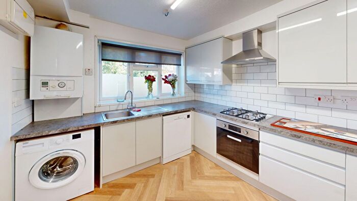 3 Bedroom Terraced House To Rent In Greyhound Terrace, London, SW16