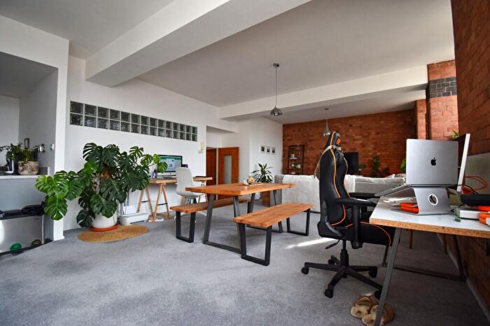 2 Bedroom Apartment For Sale In The Foister Building, Charles Street, Leicester, LE1