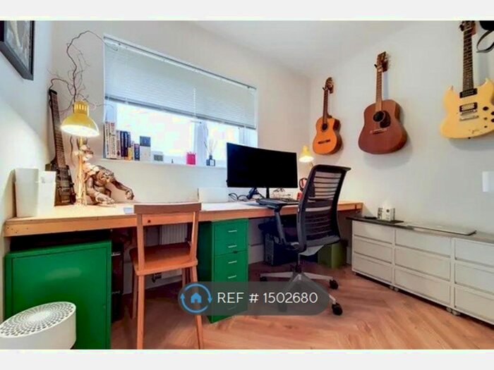 3 Bedroom Flat To Rent In Highbury New Park, London, N5