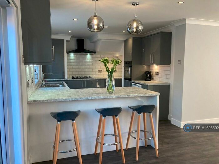 3 Bedroom Semi-Detached House To Rent In Loudoun Avenue, Kilmarnock, KA1