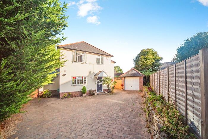 4 Bedroom Detached House For Sale In Westwood Road, Southampton, Hampshire, SO17