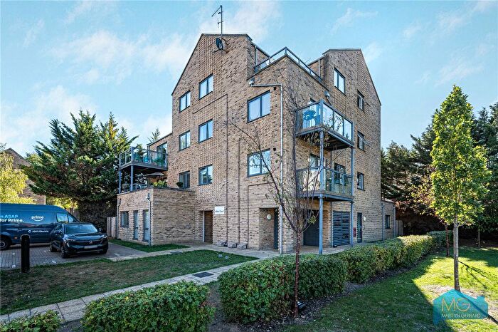 1 Bedroom Flat For Sale In Well Grove, London, N20