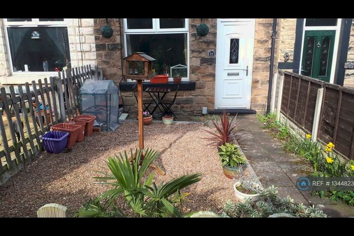 2 Bedroom Terraced House To Rent In Willow Street, Barnsley, S70