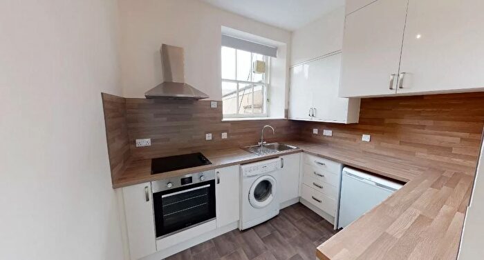 1 Bedroom Flat To Rent In Castle Street, City Centre, Aberdeen, AB11