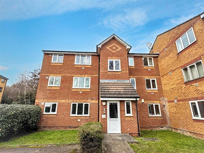 1 Bedroom Flat For Sale In Jack Clow Road, London, E15