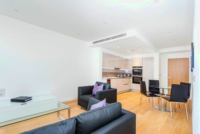 1 Bedroom Flat For Sale In Holland Park Avenue, London, W11