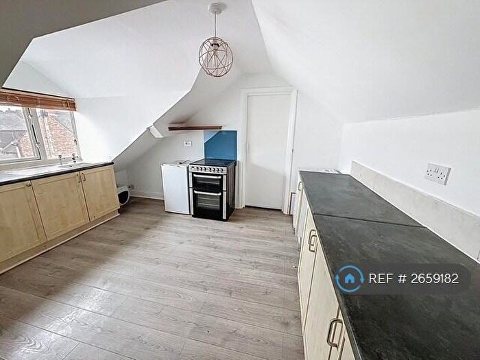 1 Bedroom Flat To Rent In Lee House, Newcastle-Under-Lyme, ST5