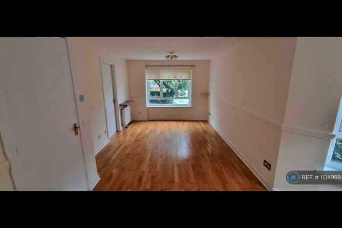 2 Bedroom Flat To Rent In Adamswell Street, Glasgow, G21