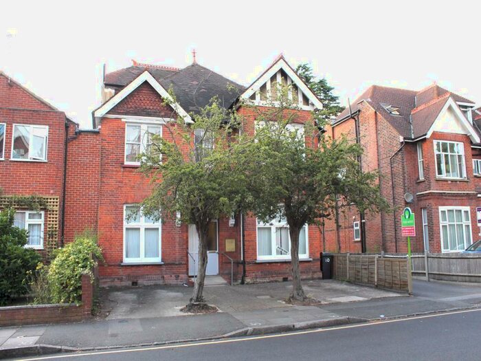 2 Bedroom Flat To Rent In D Highland Road, Bromley, BR1