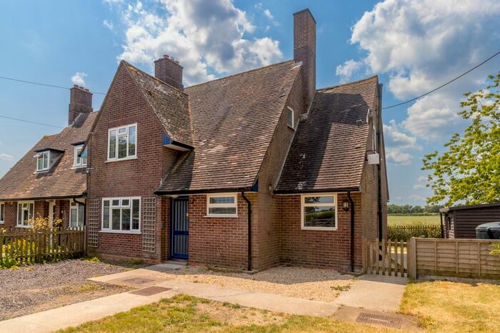 3 Bedroom Terraced House To Rent In West Tisted, Alresford, Hampshire, SO24