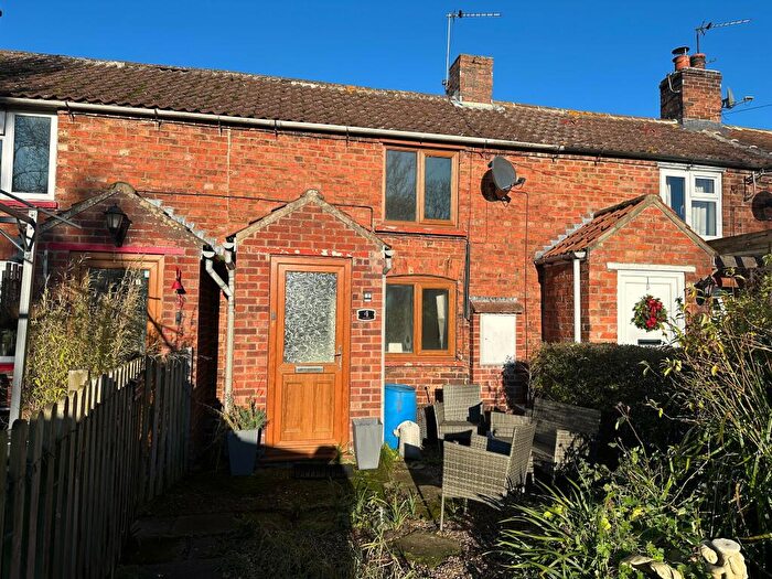 2 Bedroom Cottage For Sale In The Row, Church Street, Middle Rasen, LN8