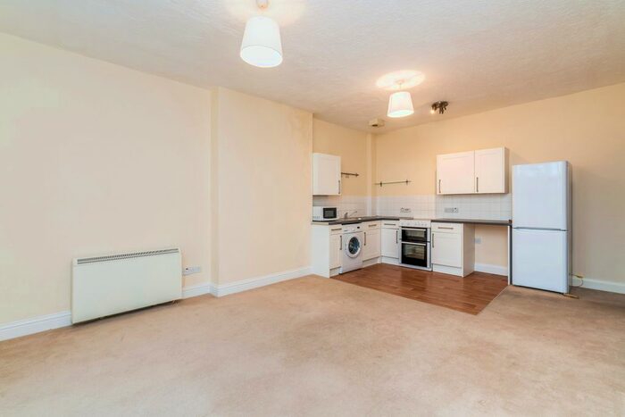 2 Bedroom Flat To Rent In Above Bar Street, Southampton, SO14