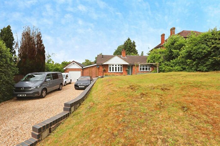 2 Bedroom Detached Bungalow For Sale In Kidderminster Road, Bewdley, DY12