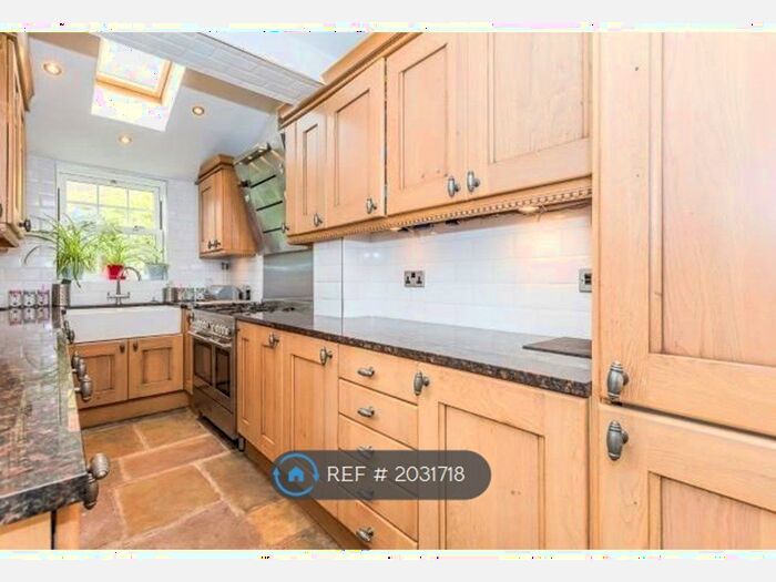 3 Bedroom Terraced House To Rent In Gregson Lane, Preston, PR5