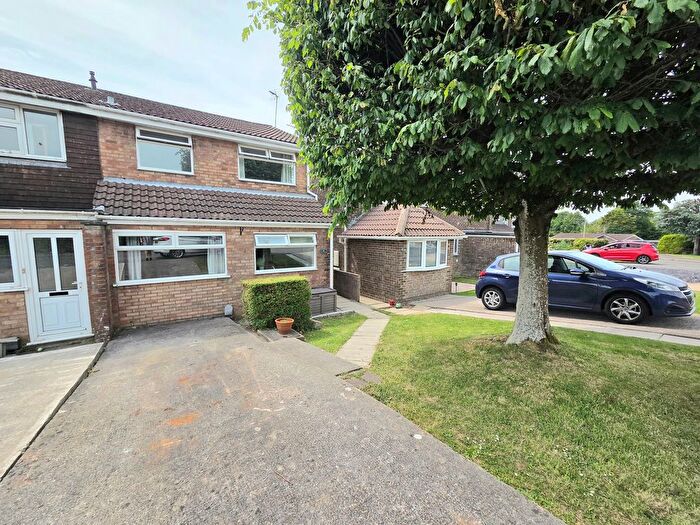 3 Bedroom Semi-Detached House To Rent In Maes Talcen, Brackla, CF31