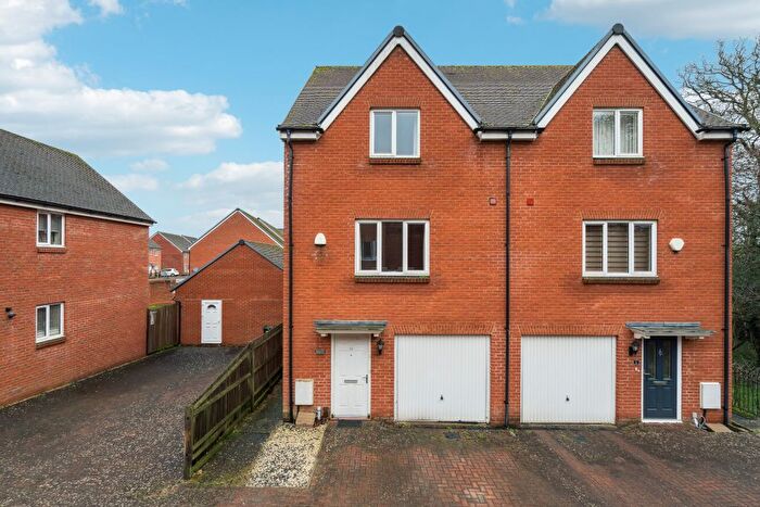 5 Bedroom Semi Detached House For Sale In Old Saw Mill Place, Little Chalfont, HP6