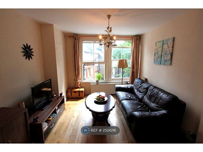 1 Bedroom Flat To Rent In Sinclair Gardens, London, W14