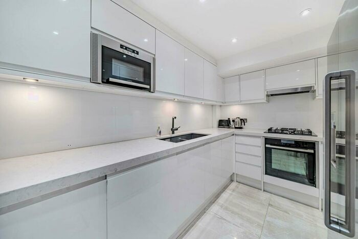 4 Bedroom House To Rent In Netley Street, Euston, London, NW1