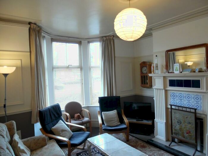 4 Bedroom Terraced House To Rent In Victoria Promenade, Town Centre, NN1