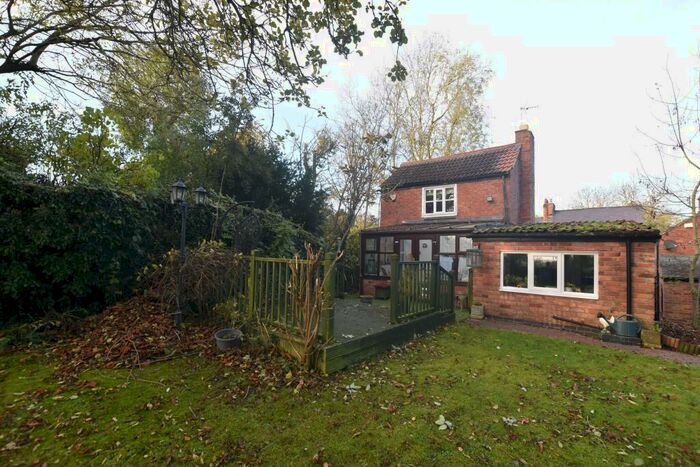 2 Bedroom Cottage For Sale In Swan Street, Seagrave, LE12