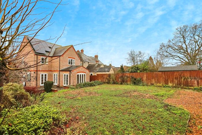 4 Bedroom Detached House For Sale In Blenheim Road, Ramsey, Huntingdon, PE26