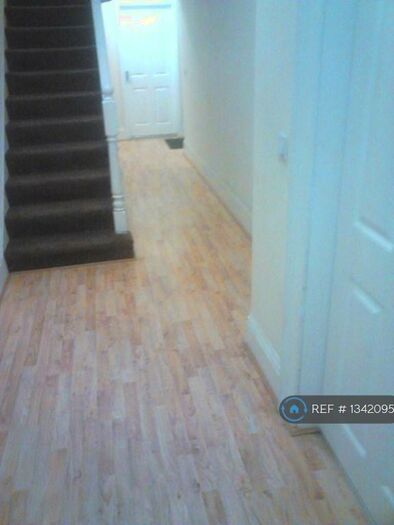5 Bedroom Terraced House To Rent In Ashgrove, Bradford, BD7
