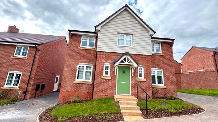 4 Bedroom Detached House To Rent In William Onions Grove, Priorslee, Telford, TF2