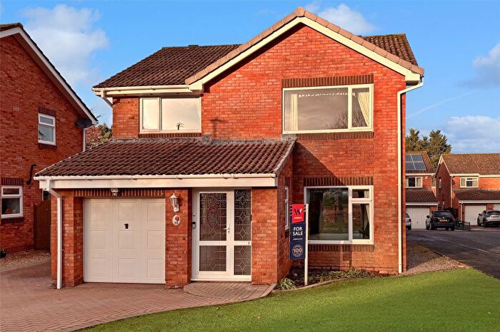 4 Bedroom Detached House For Sale In Oakfield Park, Wellington, Somerset, TA21