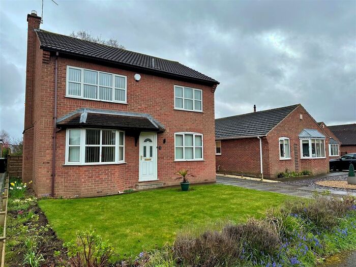 4 Bedroom Property To Rent In Forest Close, Wigginton, York, YO32