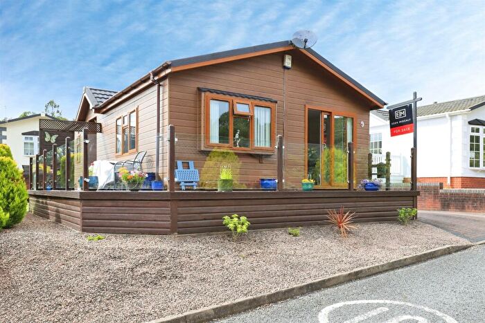 2 Bedroom Park Home For Sale In Dowles Road, Bewdley, DY12