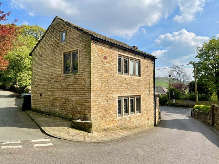 2 Bedroom Detached House To Rent In Clough Lane Grasscroft, OL4