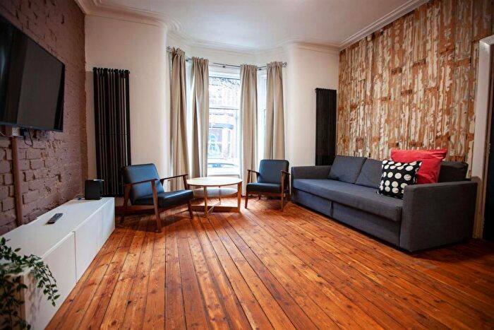 9 Bedroom House To Rent In Cawdor Road, Manchester, M14